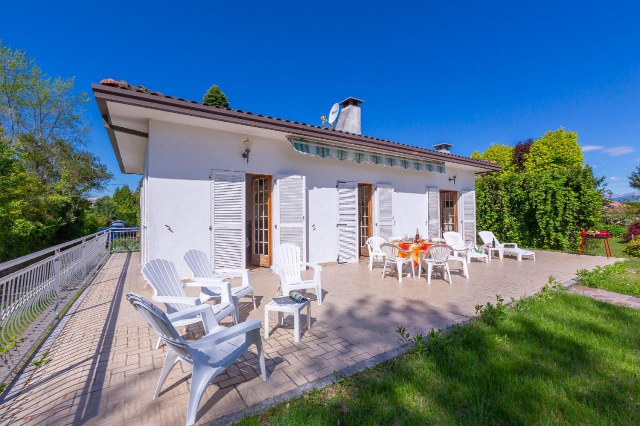 Villa Martine Au Bord Du Lac - Happy Rentals Cadrezzate Dış mekan fotoğraf