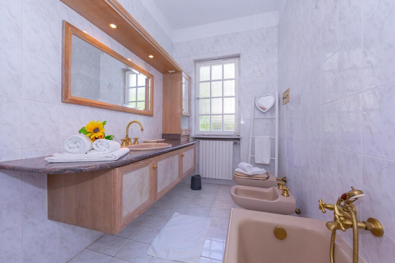 Villa Martine Au Bord Du Lac - Happy Rentals Cadrezzate Dış mekan fotoğraf
