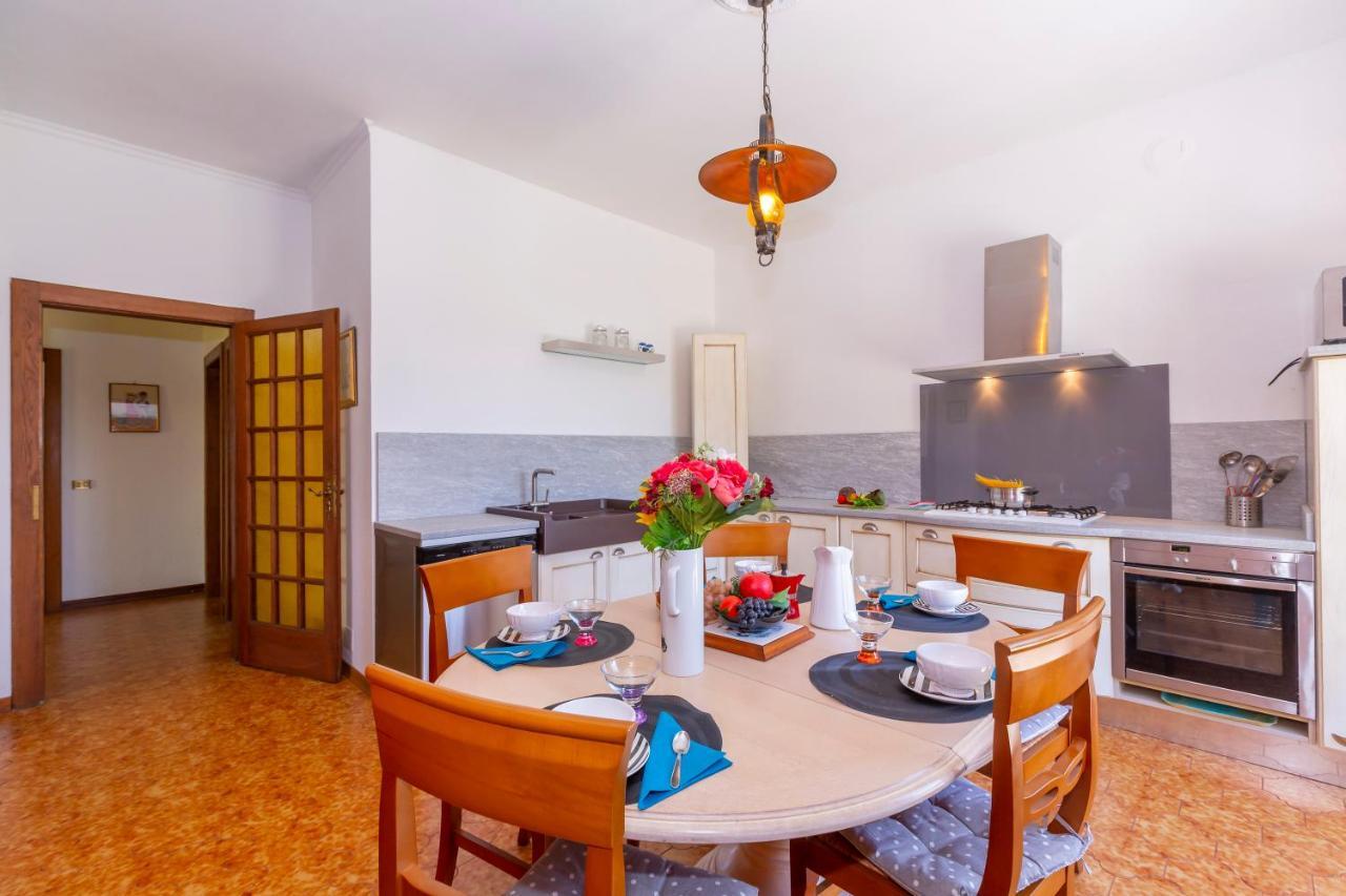Villa Martine Au Bord Du Lac - Happy Rentals Cadrezzate Dış mekan fotoğraf